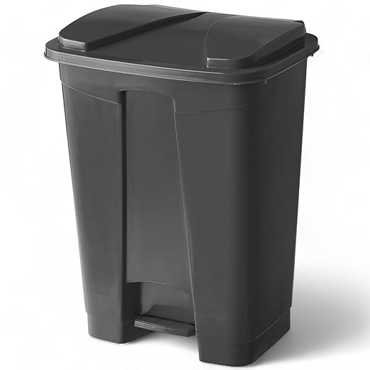 PRO&Family Step-On Trash Can with Lid, Plastic Waste Bin, Foot Pedal Operation (Black, 4 Gallon)