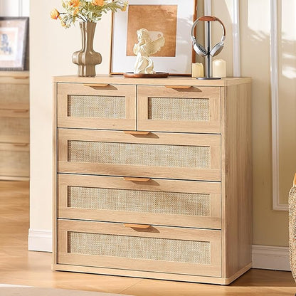 LEYAOYAO Rattan Dresser for Bedroom, 33.5" Tall Chest of Drawers, Modern 5 Drawers Boho Dressers with Storage, Light Oak Dresser Wooden Closet Organizer for Living Room, Hallway, Natural Wood