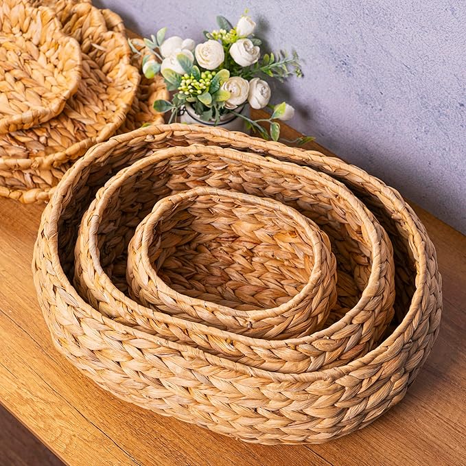 Set of 3 Wicker Storage Baskets with Lid - Decorative Handwoven Rattan Baskets for Organizing, Small Hyacinth Storage Boxes with Scalloped Edges, Natural Woven Storage Bins with Lids (Water Hyacinth)